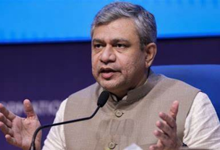 Government May Introduce New Law to Tackle Social Media, Fake News, and Artificial Intelligence